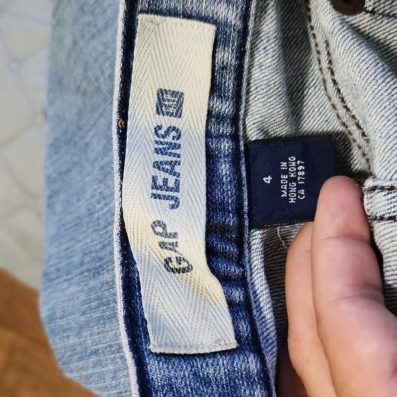 Denim Gap Skirt - Picture 8 of 8